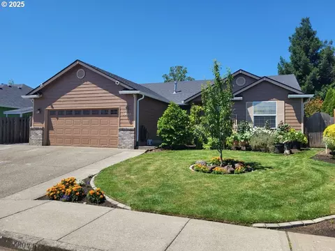 2803 Revere St, Woodburn, OR 97071