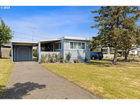 1999 Jansen Way #6, Woodburn, OR 97071