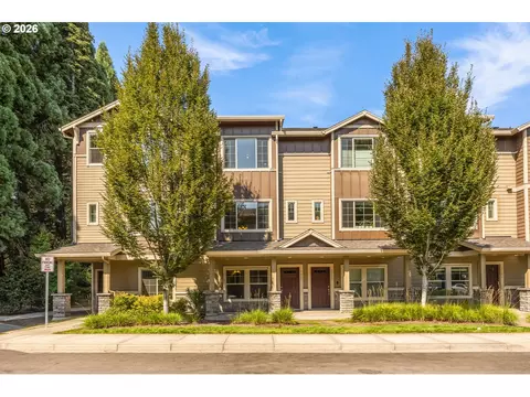 7967 NE Heiser St, Hillsboro, OR 97006