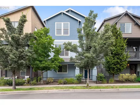 14323 SW Compass Dr, Beaverton, OR 97005