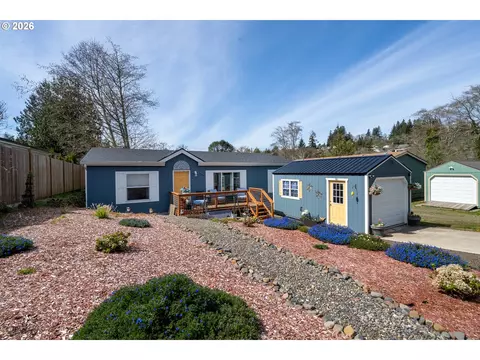 9554 5th St, Bay City, OR 97107