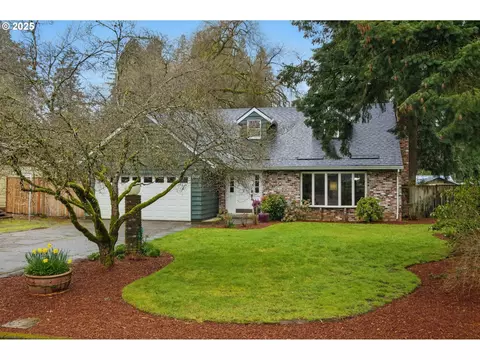 19239 Benfield Ave, Lake Oswego, OR 97035