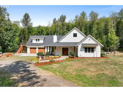 19545 E Buckboard Ln, Sandy, OR 97055