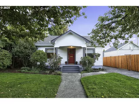 7020 NE Hoyt St, Portland, OR 97213