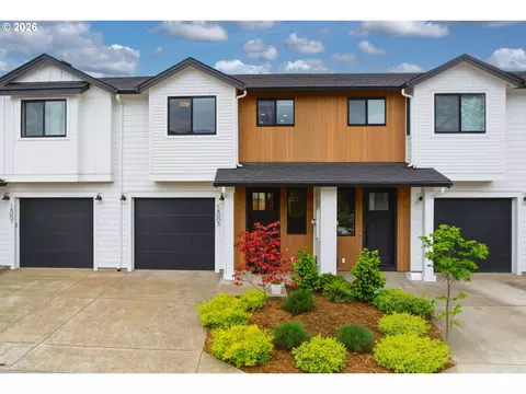 14005 SE Maybrook Ln, Milwaukie, OR 97222
