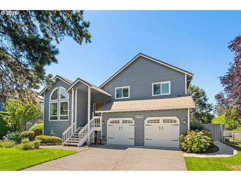 20106 NE Interlachen Ln, Fairview, OR 97024