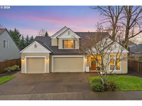 28043 SW Willow Creek Dr, Wilsonville, OR 97070