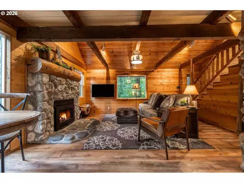 Living - 27730 E John Lake Rd, Rhododendron, OR 97049 photo 2 of 4
