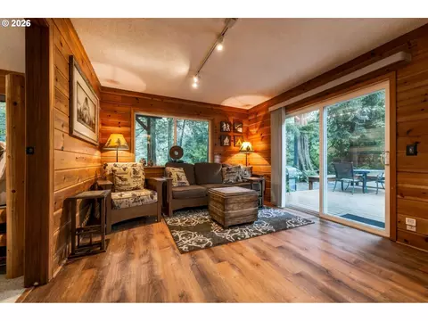 Living - 27730 E John Lake Rd, Rhododendron, OR 97049 photo 4 of 4