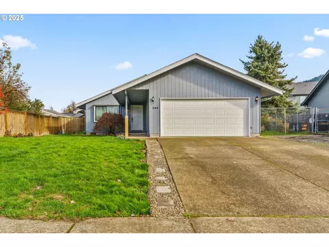 289 73rd Pl, Springfield, OR 97478