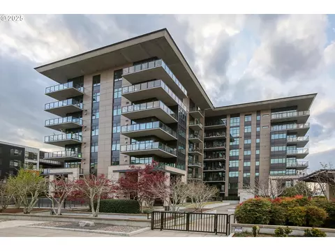 1830 NW Riverscape St #405, Portland, OR 97209
