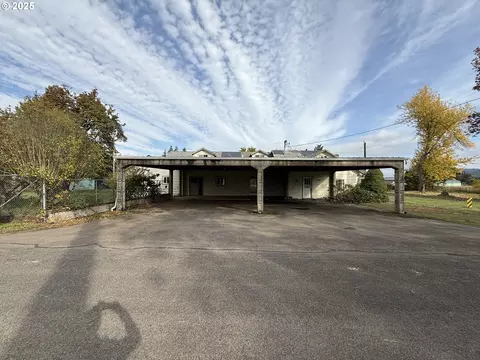 33425 Tate Rd, Creswell, OR 97426