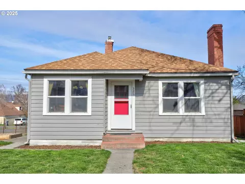 325 E 11th St, The Dalles, OR 97058