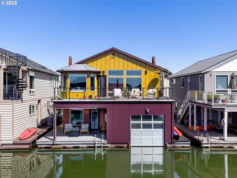 18525 NE Marine Dr #E-5, Portland, OR 97230