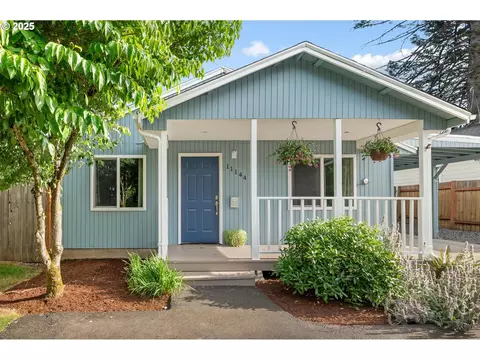 11144 NE Knott St, Portland, OR 97220