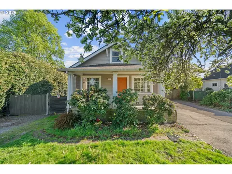 12020 NE San Rafael St, Portland, OR 97220