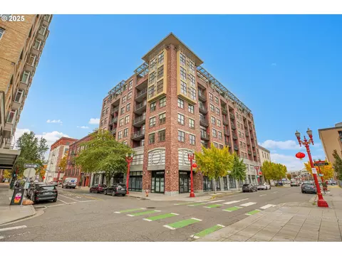 411 NW Flanders St #312, Portland, OR 97209