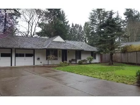 6354 Hiawatha Ct, Lake Oswego, OR 97035
