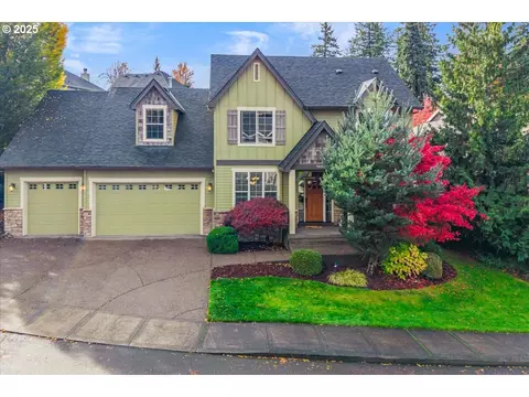 16566 SE Deer Meadow Loop, Damascus, OR 97089