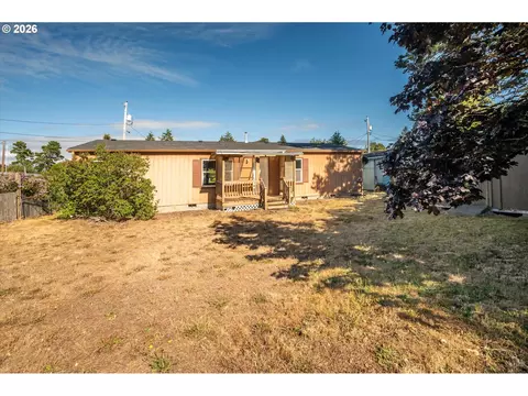 Other - 1633 Maple St, Florence, OR 97439 photo 21 of 30
