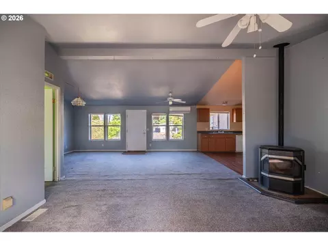 Other - 1633 Maple St, Florence, OR 97439 photo 10 of 30