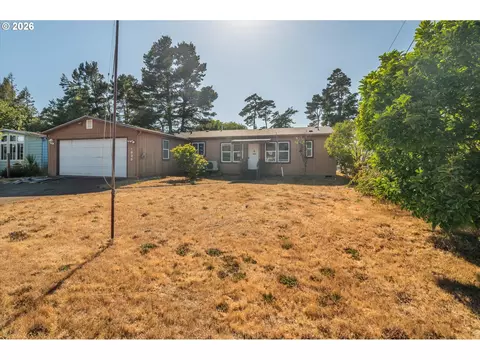 Other - 1633 Maple St, Florence, OR 97439 photo 29 of 30