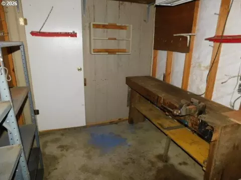 Other - 1633 Maple St, Florence, OR 97439 photo 4 of 4