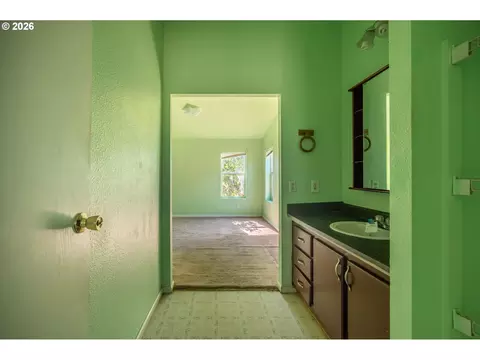 Other - 1633 Maple St, Florence, OR 97439 photo 19 of 30