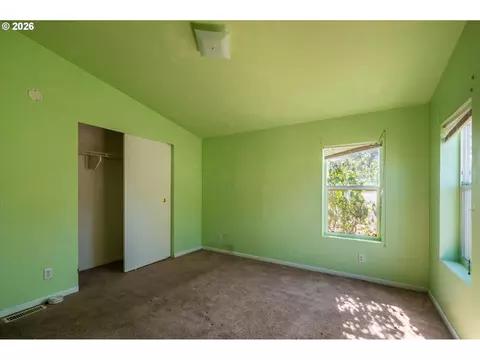 Other - 1633 Maple St, Florence, OR 97439 photo 12 of 30