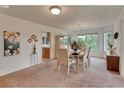Dining - 2925 SE Cleveland Dr, Gresham, OR 97080 photo 1 of 3