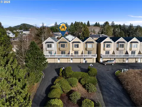 1581 Whispering Pines Dr #7, Seaside, OR 97138