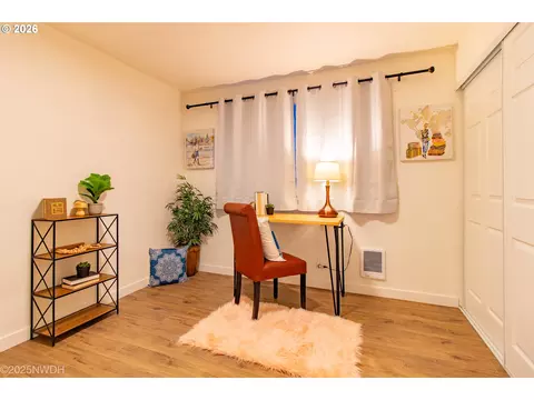 1682 Hemlock St, Eugene, OR 97404 photo 15