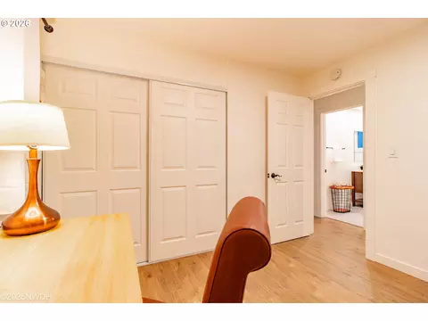1682 Hemlock St, Eugene, OR 97404 photo 16