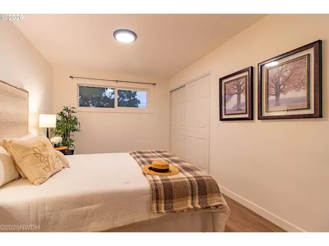 1682 Hemlock St, Eugene, OR 97404 photo 21
