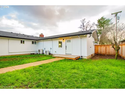 1682 Hemlock St, Eugene, OR 97404 photo 38