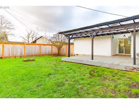 1682 Hemlock St, Eugene, OR 97404 photo 28