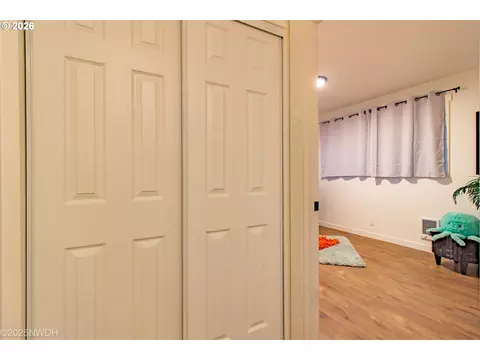 1682 Hemlock St, Eugene, OR 97404 photo 17