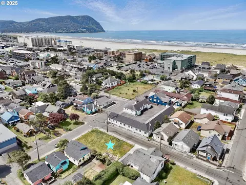 n downing st, Seaside, OR 97138
