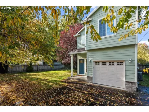 2105 NE Cleveland Ave, Gresham, OR 97030