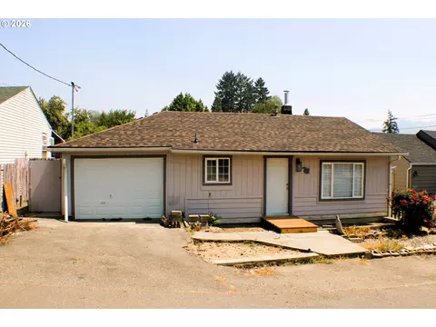 721 NE Maple Ave, Myrtle Creek, OR 97457