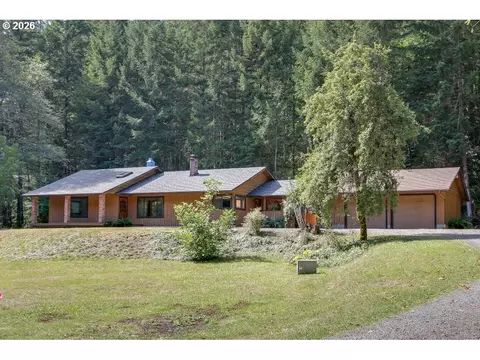78548 Rat Creek Rd, Cottage Grove, OR 97424