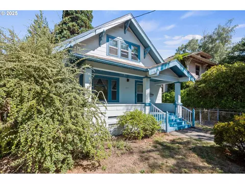 3931 SE Taylor St, Portland, OR 97214