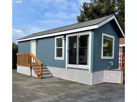 92478 Cape Arago Hwy, Coos Bay, OR 97420