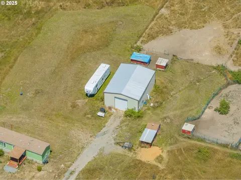 45651 Johnson Mountain Rd, Powers, OR 97466 photo 15