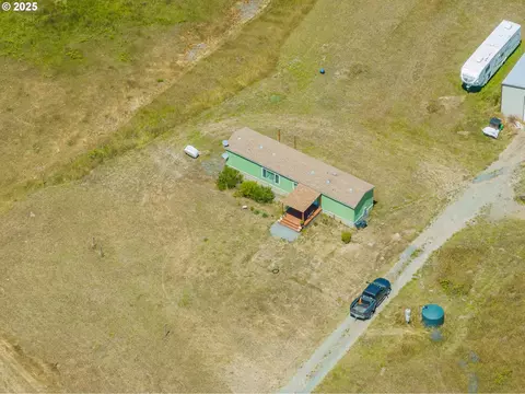 45651 Johnson Mountain Rd, Powers, OR 97466 photo 14