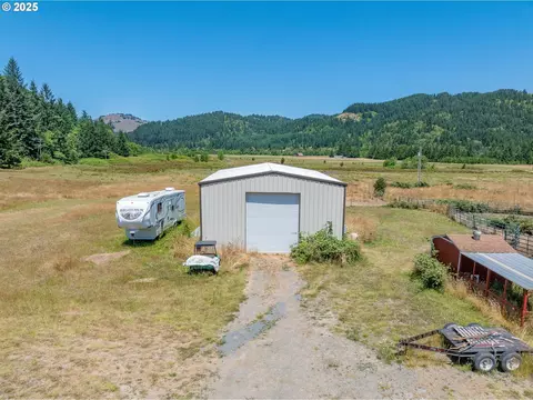 45651 Johnson Mountain Rd, Powers, OR 97466 photo 17