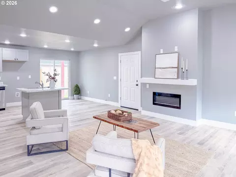 Living - 2382 E Irwin Way, Eugene, OR 97402 photo 1 of 2