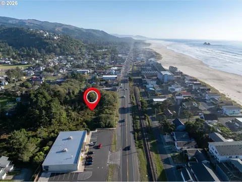 Hwy 101, Rockaway Beach, OR 97136