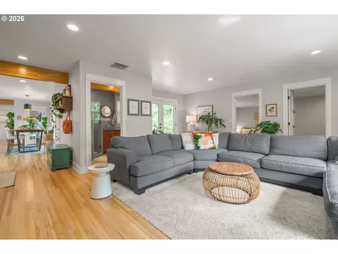 Other - 545 Dartmoor Dr, Eugene, OR 97401 photo 4 of 6