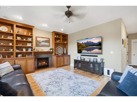 Other - 4913 E Masters Dr, Newberg, OR 97132 photo 4 of 9